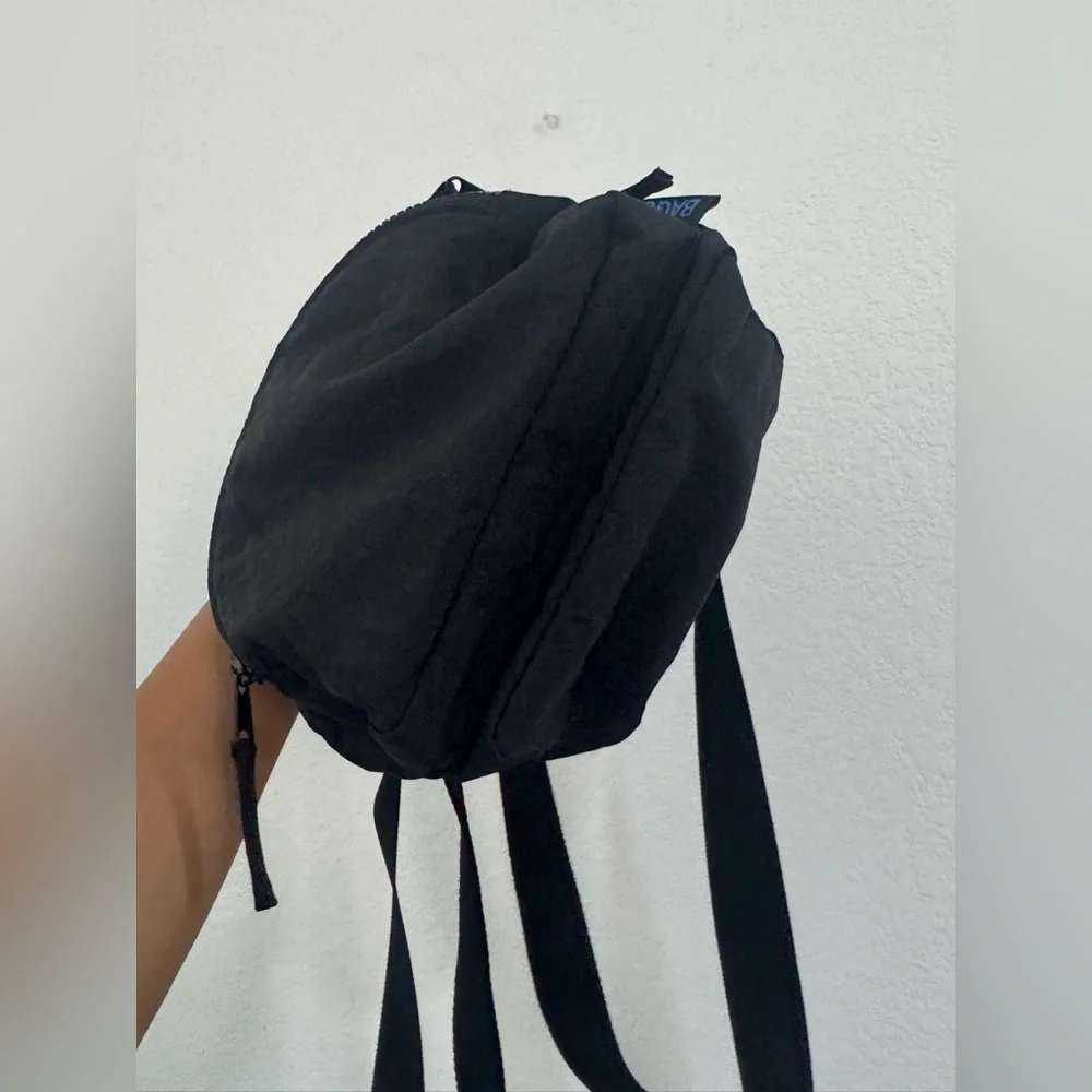 BAGGU Black Mini Backpack - Everyday Women's Bag - Picture 5 of 7